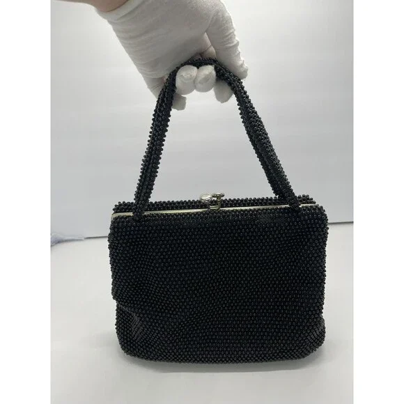 Vintage 1960s Lumured Black Corde Beaded Handbag purse Kiss lock Petit cool - Picture 14 of 16